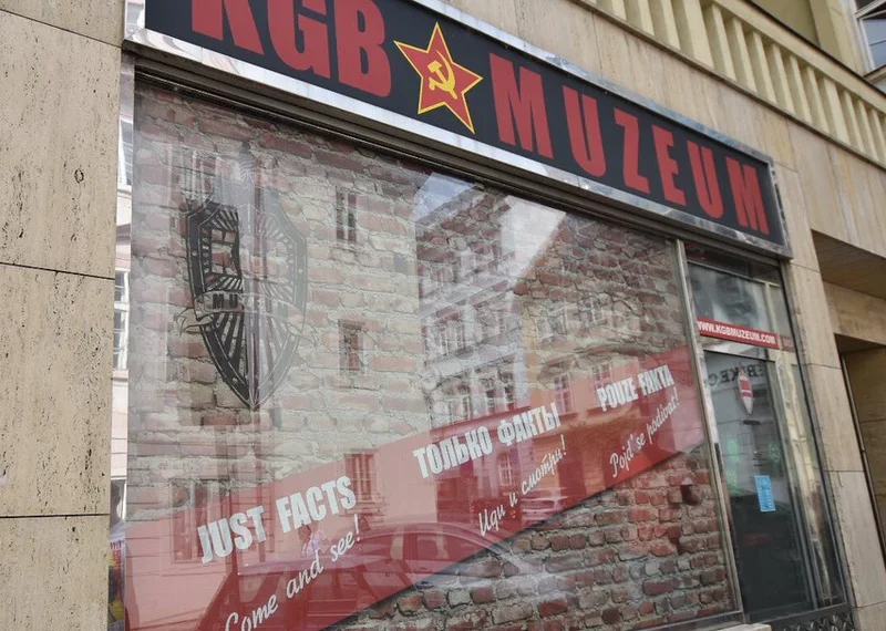 Das KGB-Museum in Prag besuchen + Ticket