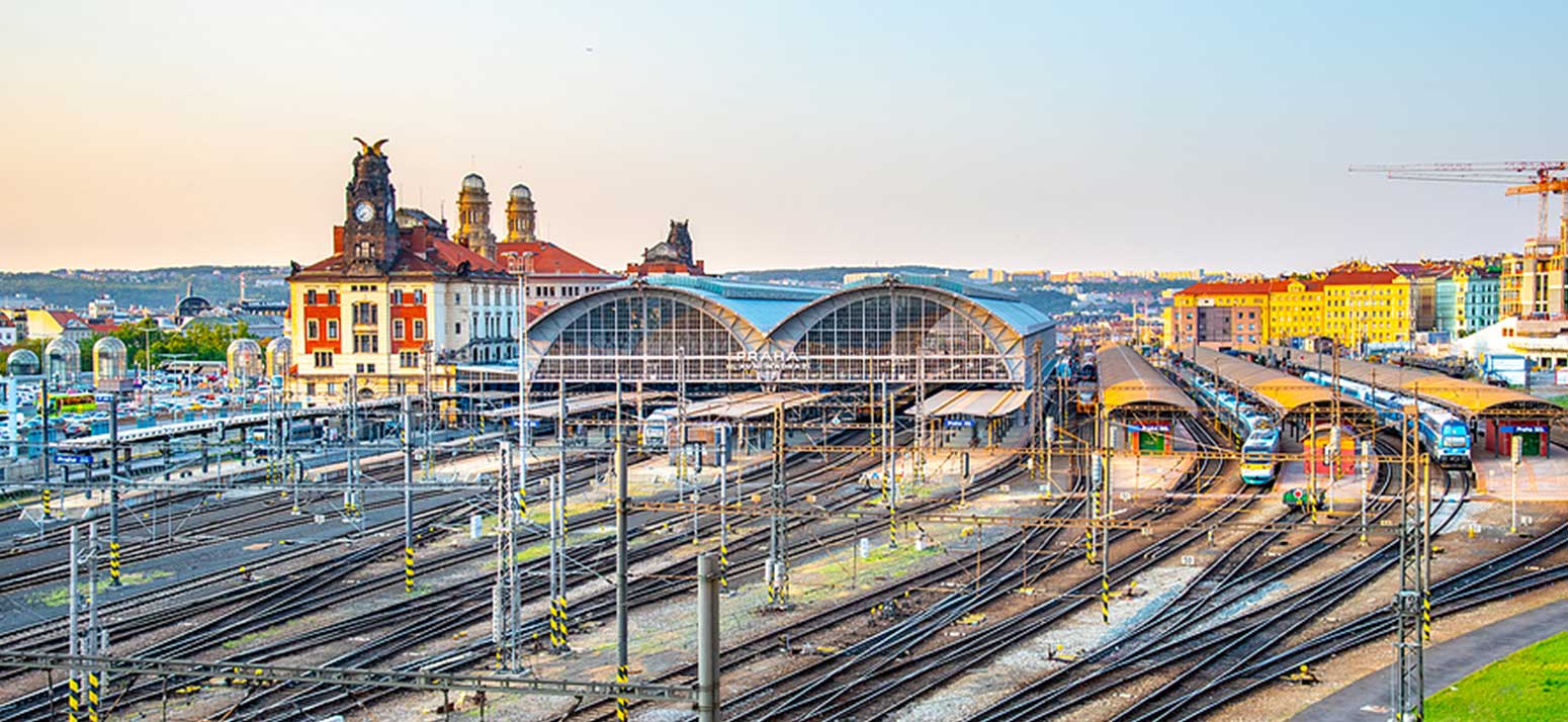 Prags historische Bahnhöfe – Mehr als nur ein Verkehrsknotenpunkt